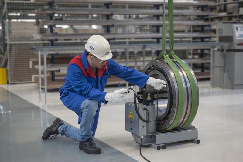 SKF offers induction heater for large bearings_popup.jpg